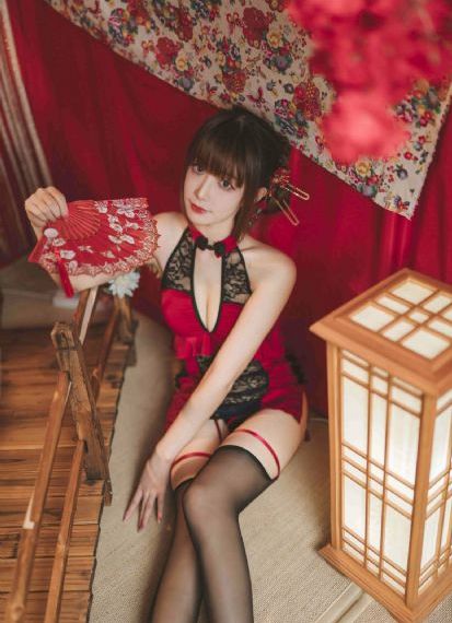 欧美品牌内衣大款模特_4K高清在线观看