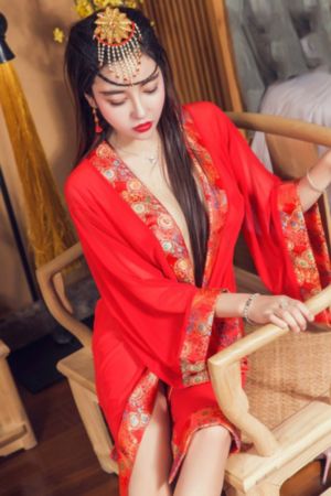 国产露双乳高清吃奶免费视频_1080动漫免费观看